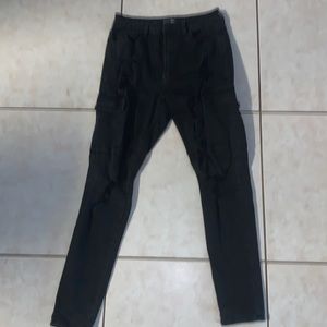 Black ripped skinny cargo jeans